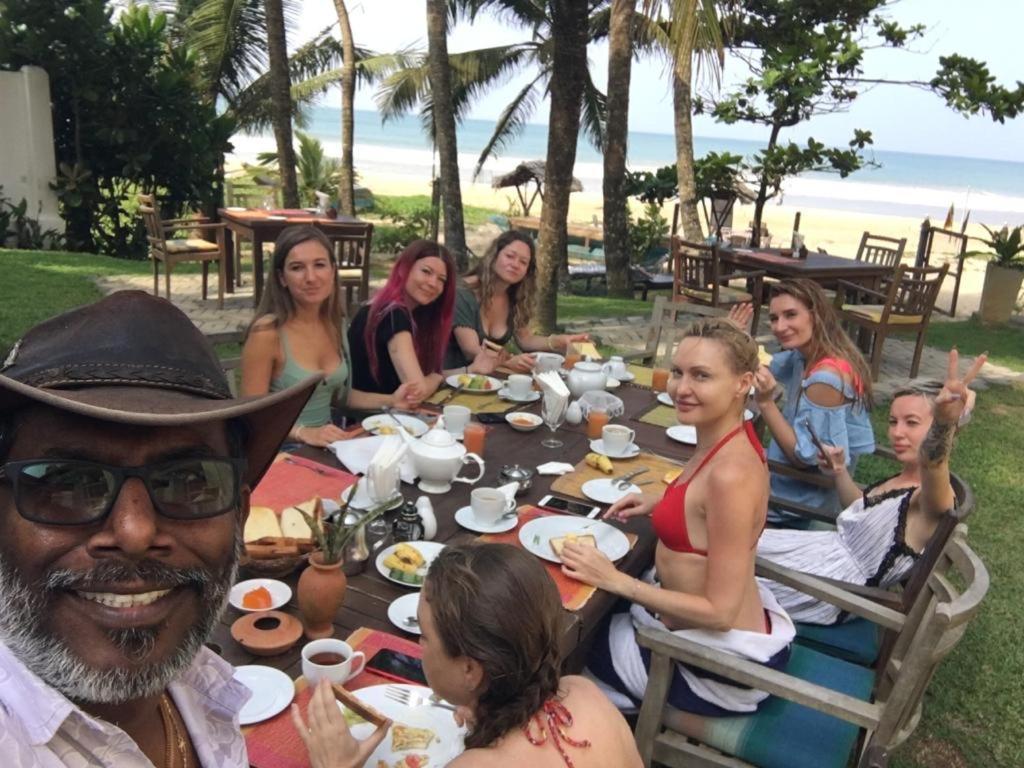 Aussie Swiss Weligama Hotel ภายนอก รูปภาพ