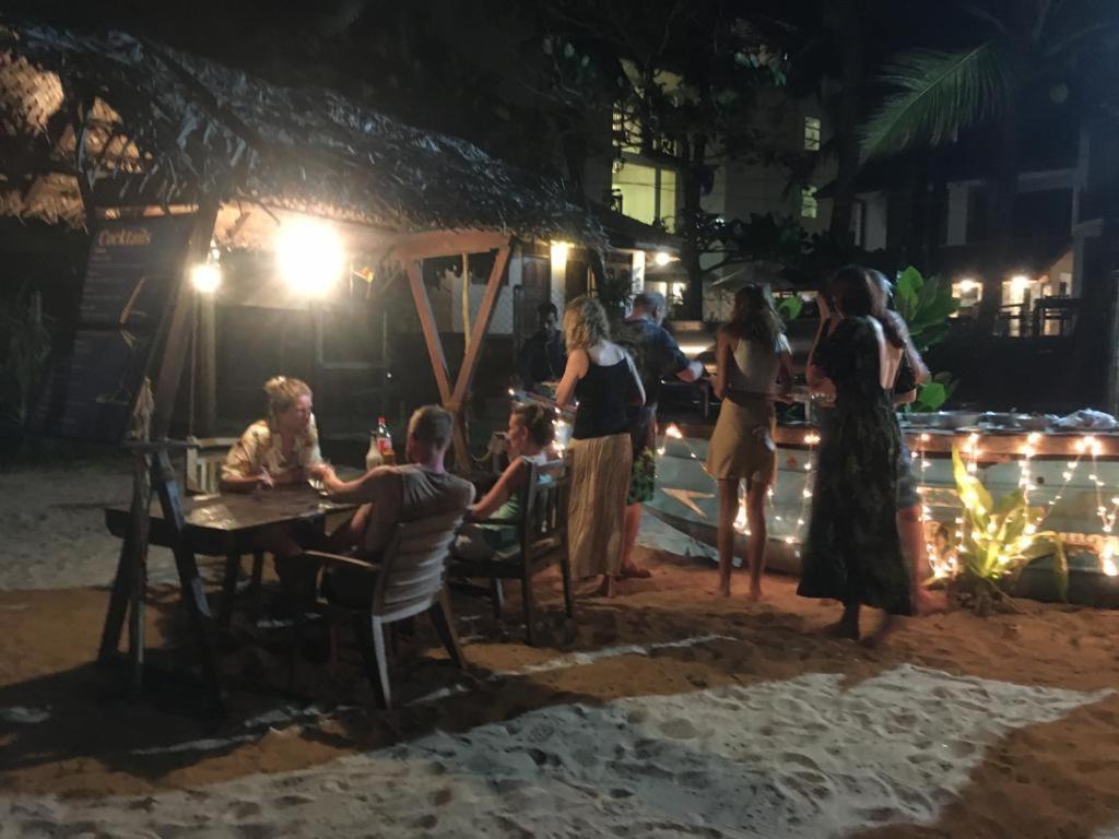 Aussie Swiss Weligama Hotel ภายนอก รูปภาพ