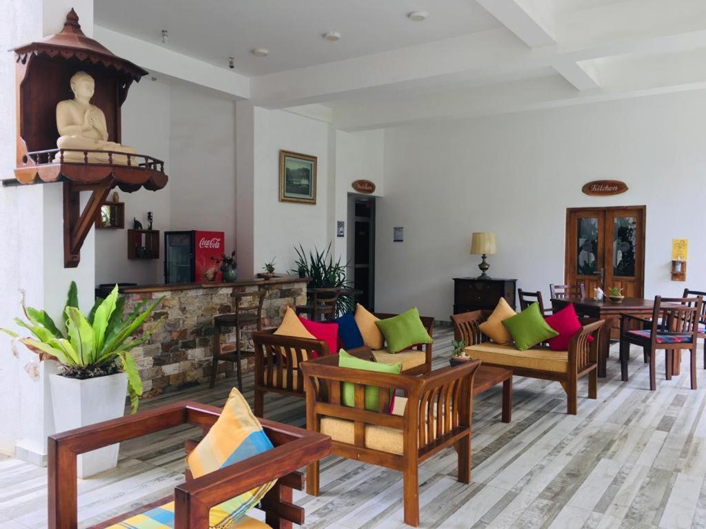Aussie Swiss Weligama Hotel ภายนอก รูปภาพ
